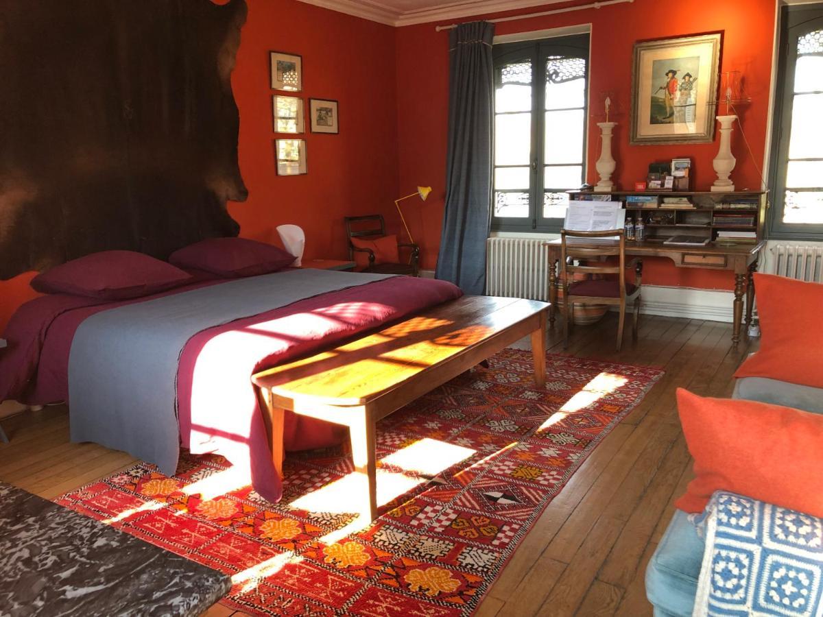 Bed In Versailles - Villa De La Piece D'Eau Des Suisses Exterior foto